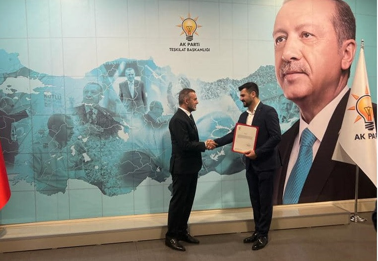 Ak Parti İlçe Başkanı Mustafa Karanfil Atandı